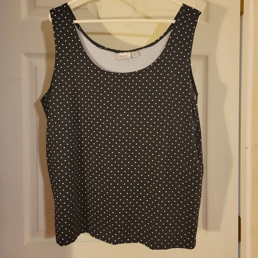 Avenue poka dot tank